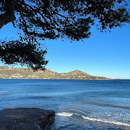 Climatise Vue A Proximite De La * Сен-Рафаэль